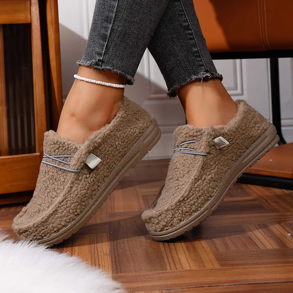 Luna™ | Warm Teddy Slippers