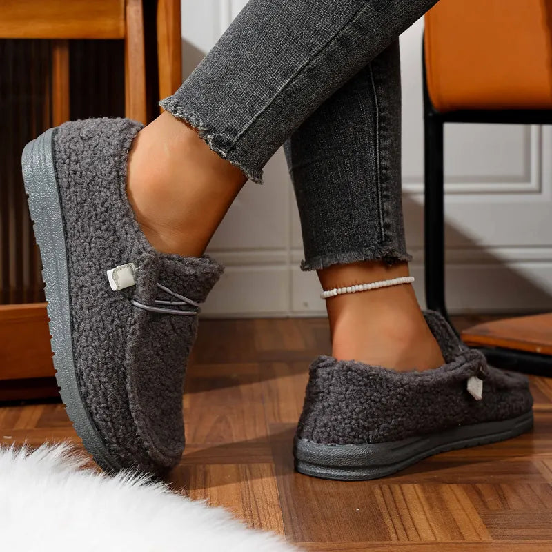Luna™ | Warm Teddy Slippers